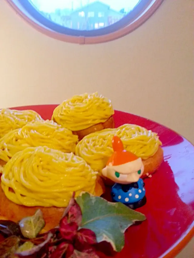 シュークリームのタワー！？フランス菓子のクロカンブッシュ