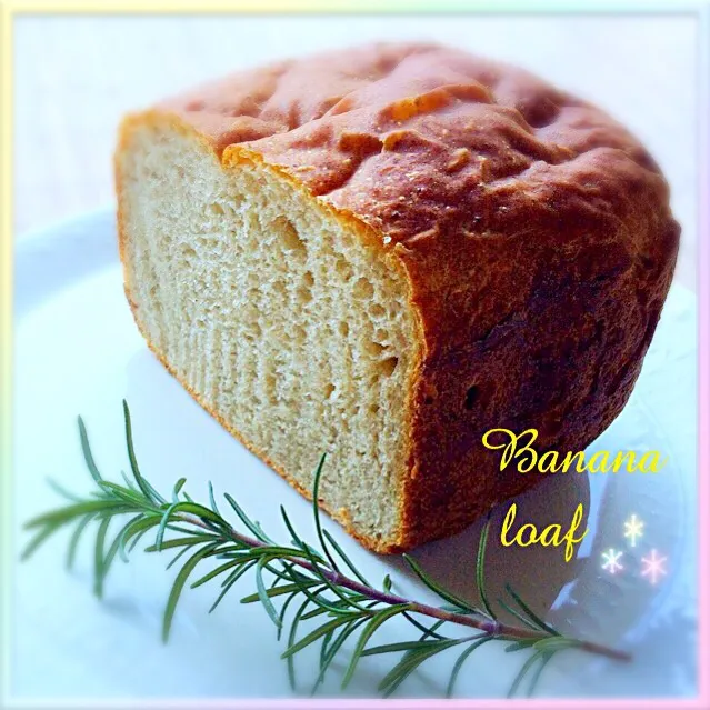 Snapdishの料理写真:Banana loaf - ふかふかバナナパン|cocoaさん