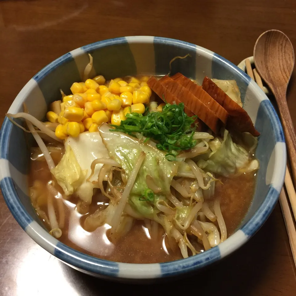 萬来軒 味噌ラーメン|愛ペガさん