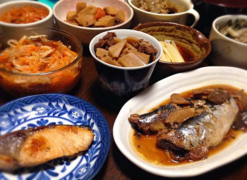 晩ごはん  いわし梅煮 ぶり 蓮根煮 里芋煮 ウド煮 ウド酢の物 なます 人参きんぴらなど|ぽんたさん