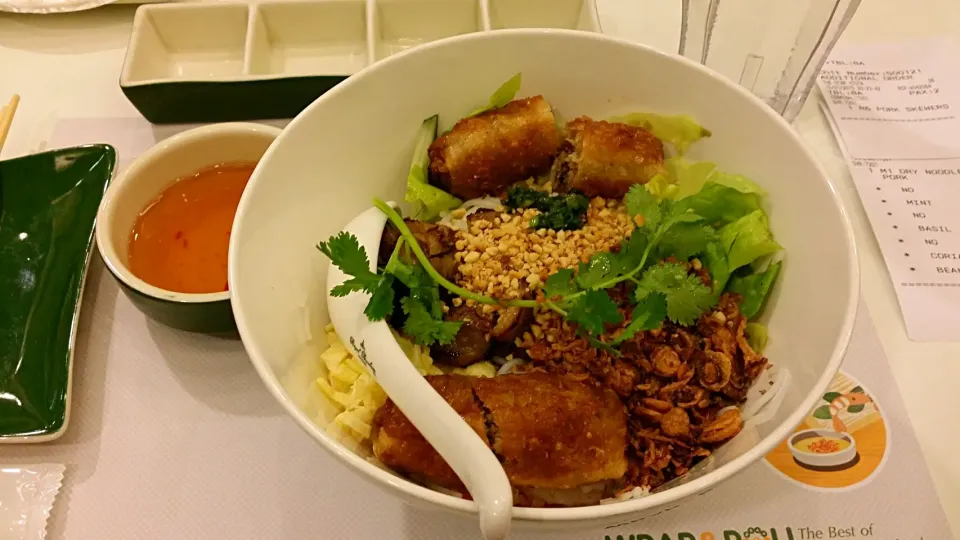 Vietnamese Dry Noodles|Linda Suryadi Liemさん