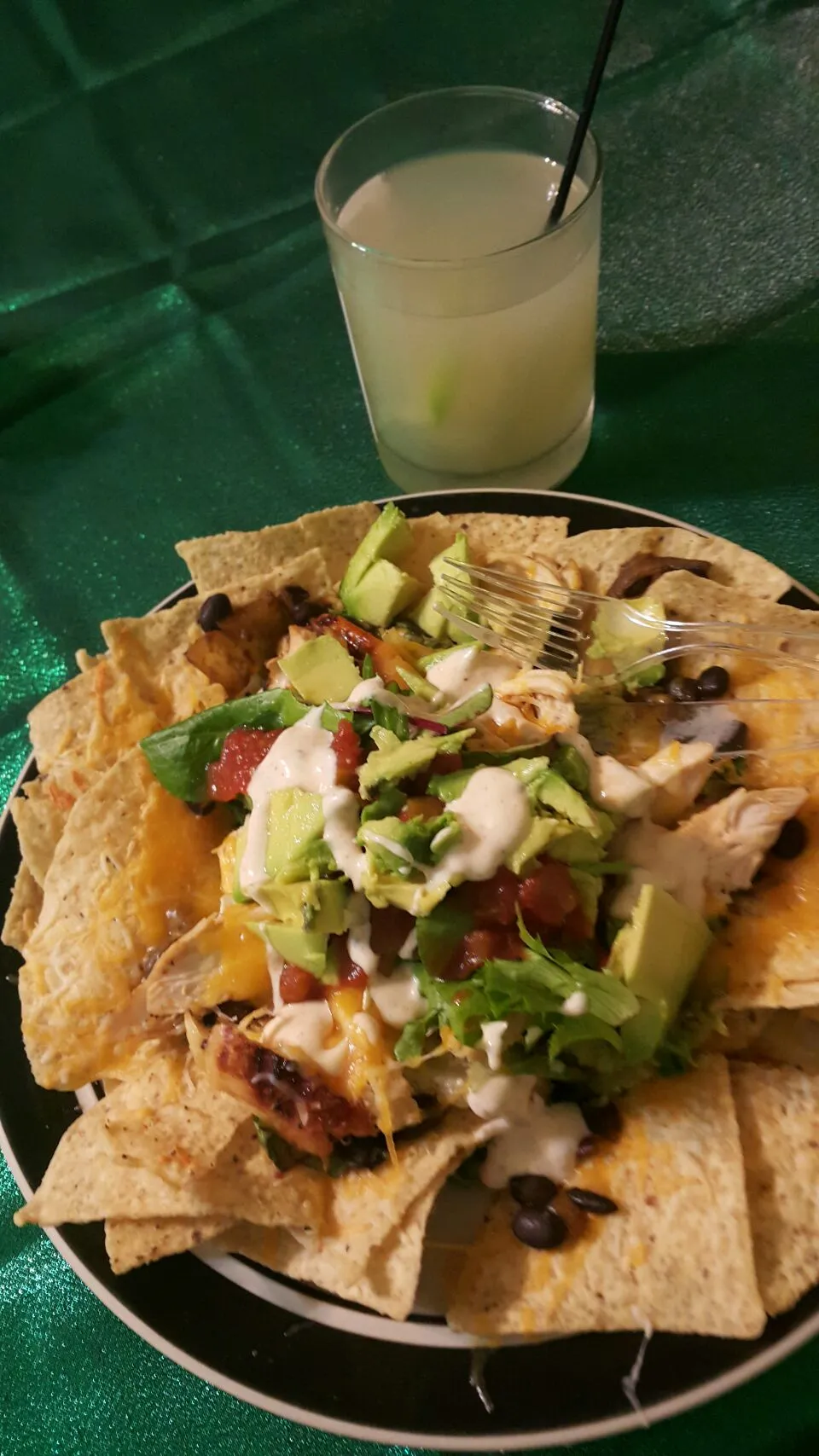 Snapdishの料理写真:chicken taco salad and margaritas....cant wait to dig in!!!!|Nikka Justwannabehappyさん