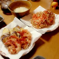 Snapdishの料理写真:えびとさつまいもの天ぷらとかきあげ|ごるさん