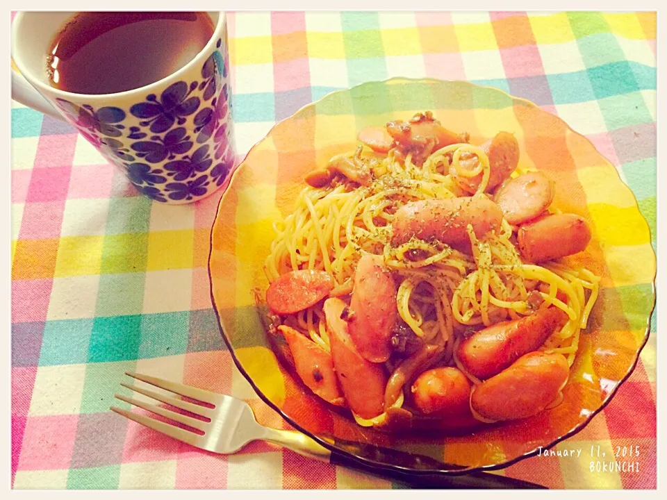 ウィンナー入れすぎです(^^;;きのこバター醤油パスタ。|BOKUNCHEさん