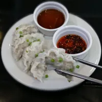 Snapdishの料理写真:pork dumplings|geoff ledesmaさん