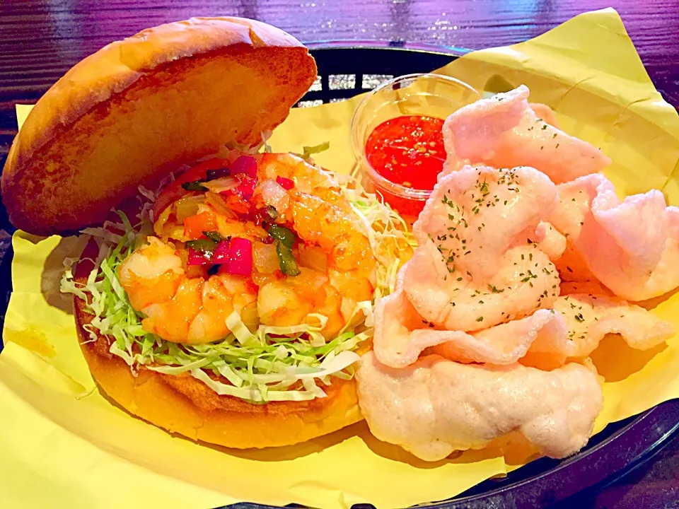 Shrimp burger|Rodrigo Lealさん