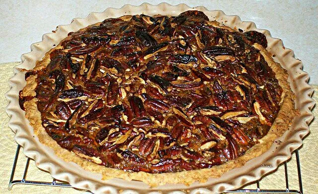 My Mom's Pecan Pie for Sunday #Dinner #Dessert ❤ #Cake/Pie #Side dish 😆 😆 😆|Alisha GodsglamGirl Matthewsさん