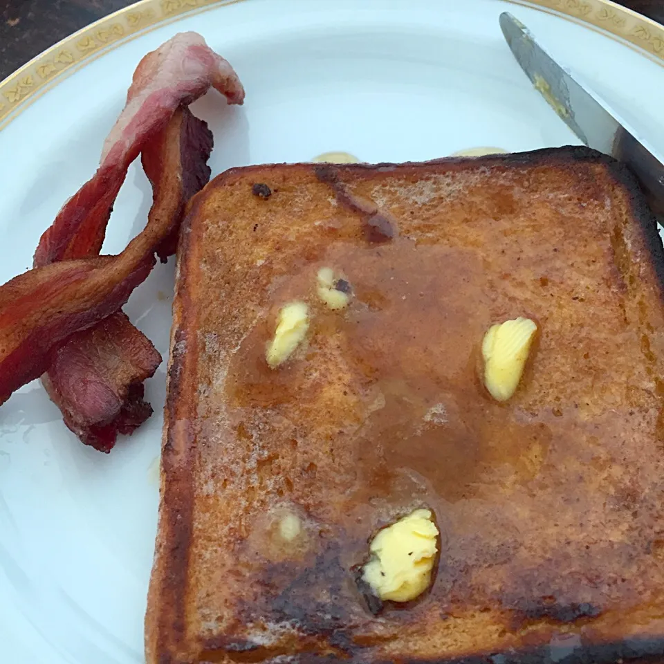 French toast and bacon|lauren shannonさん