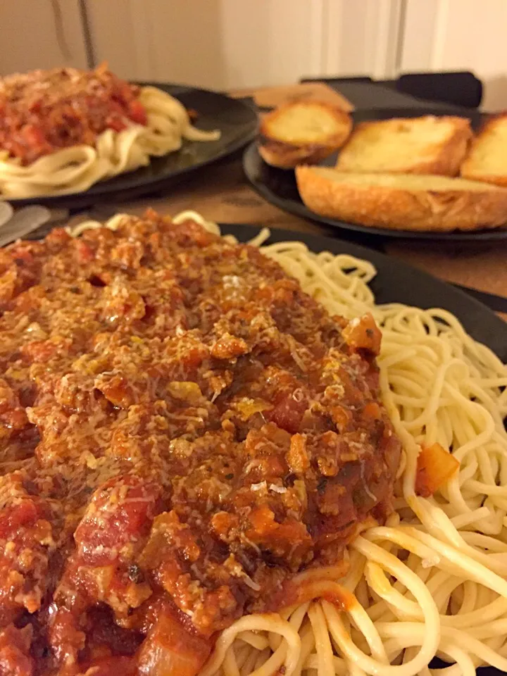 Pasta with meat sauce.|GiftAuksontabさん