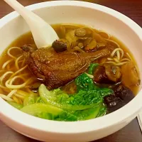 Snapdishの料理写真:Herbal Duck soup with noddle|juneさん