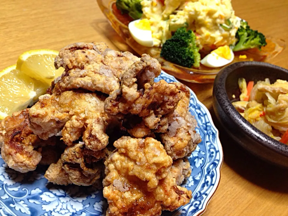 Snapdishの料理写真:咲きちゃんさんの料理 うちのザンギ🐔|川上千尋さん