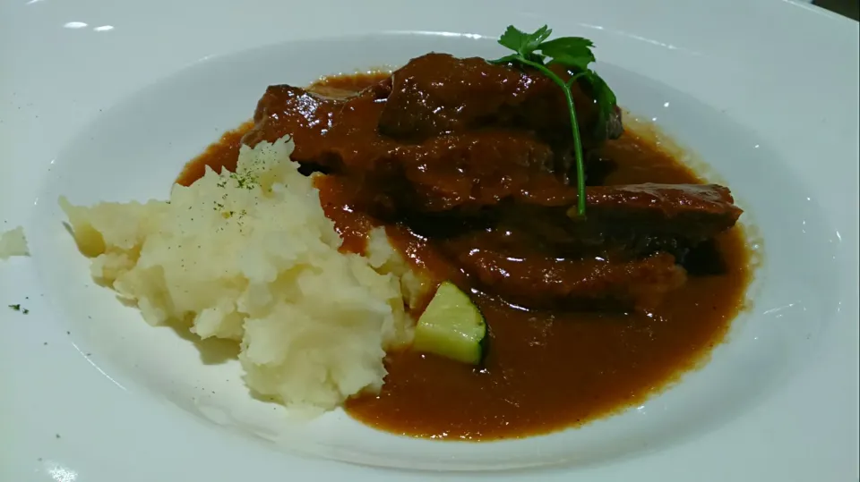 Seared Australian beef cheeks|Nicholas Tayさん