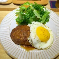 Snapdishの料理写真:Hamburger 定食|Kunihikoさん