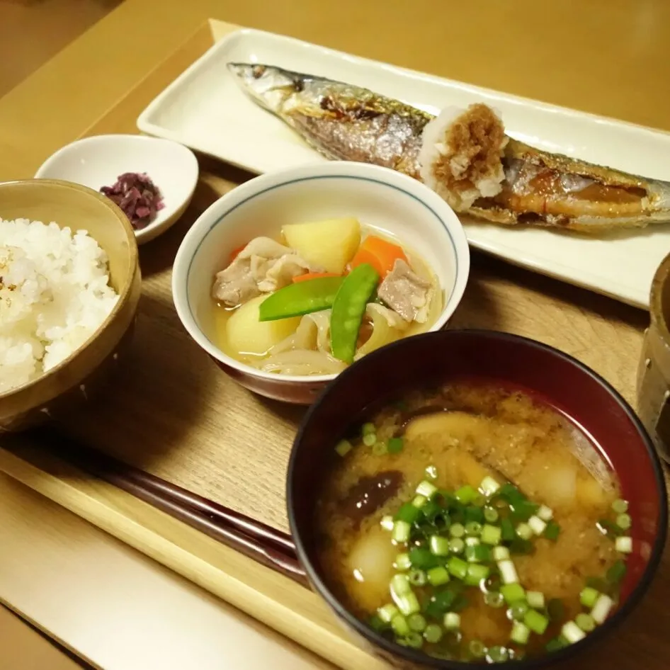 今日の晩ごはんはサンマ定食。|misiitaさん