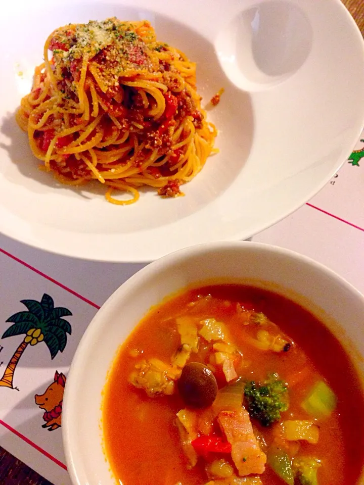 我が家の定番ミートソース🍝トマト味クラムチャウダー🍅|まみりんごさん