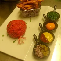 tartare de boeuf et ses petits copains|McSim Bonjeanさん