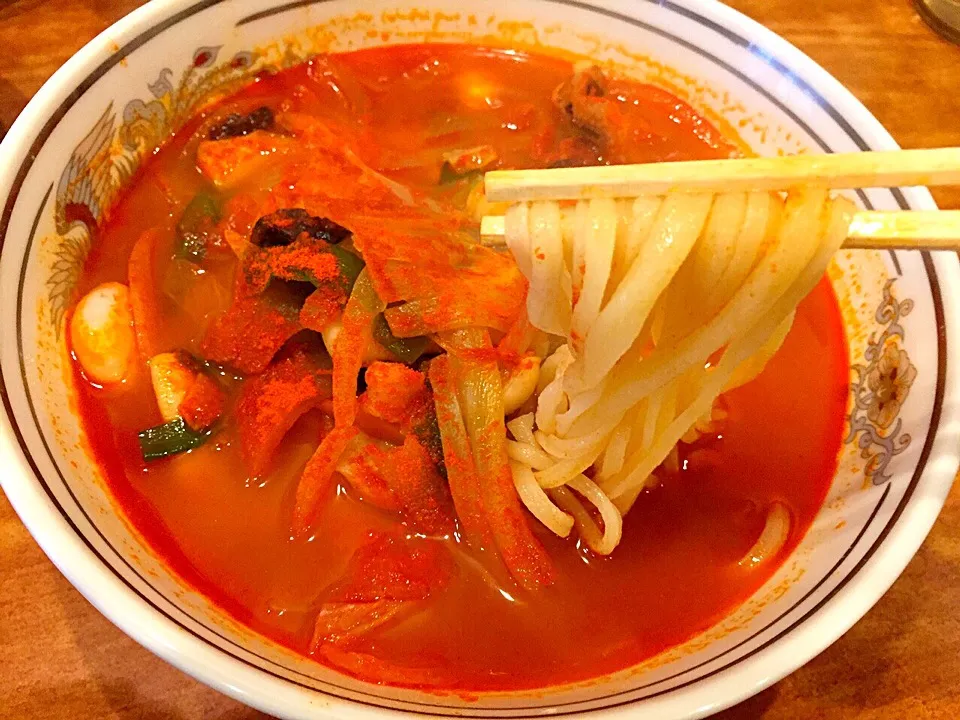 ＠新宿飯店『辛口ちゃむぽん麺』|TETSU♪😋さん