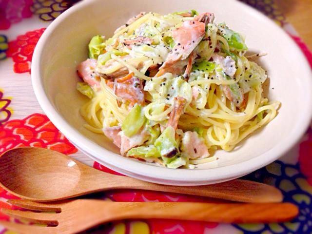 やっぱりおいしい 鮭を使ったパスタのレシピまとめ Snapdish スナップディッシュ