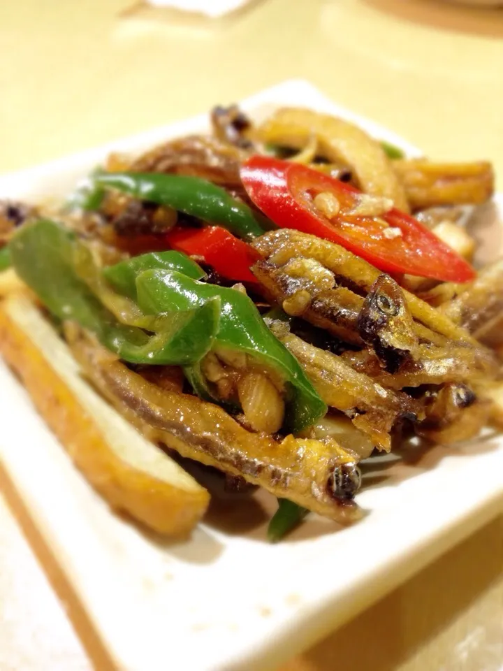 Fried Dried Fish with Bean Curd|Sam: photos by iPhoneさん