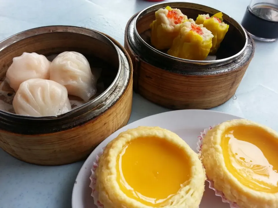 日曜の朝ご飯はDim Sum。 蝦餃、焼売、エッグタルト|korinoさん