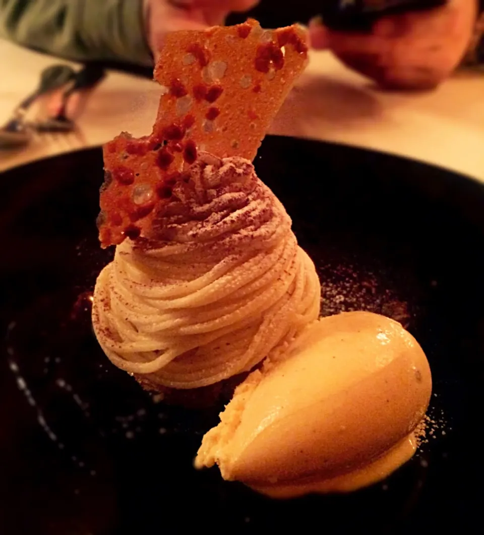 Snapdishの料理写真:Mont Blanc "An non imo" with vanilla ice cream|Moeさん