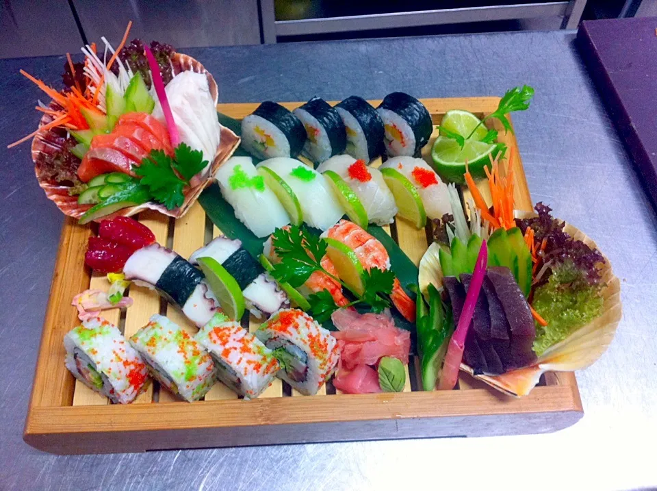 Sushi Platter|Polis Polydefkiさん