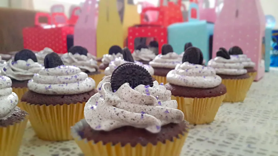 oreo cupcakes|ria lestariさん