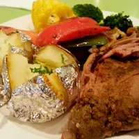 Lamb with barbecued potatoes and veggies.  #foodporn #yummy #lamb #western|Charissaさん