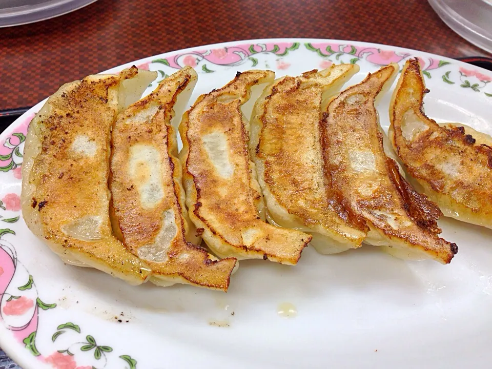 焼き餃子|はっちぃさん