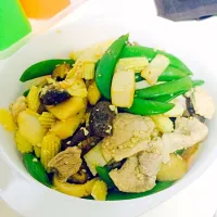 Healthy balanced one pot dish!snow peas with lean meat,corns, mushrooms and beancurd|Angel Aloysiousさん