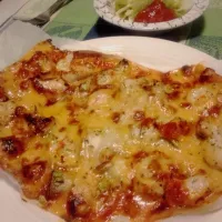 Snapdishの料理写真:夫特製☆あつあつPIZZA|mimi3131さん