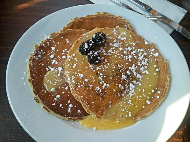 #Breakfast at Surreal Bakery 🌞💜🌞 Lemon Ricotta Pancakes 🌞💜🌞 #Beignet / Pancake  #Breakfast/Brunch ❤ #Main dish 🌞 🍳 🌞 🍳 🌞|Alisha GodsglamGirl Matthewsさん