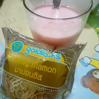 Mamon Cheese w/ Ensure strawberry|Pitchanita Thitaviriyaさん