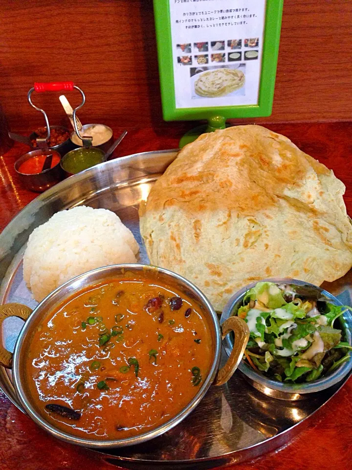 赤インゲン豆とチキンカレー@マドラスミールス|カリー仙人さん