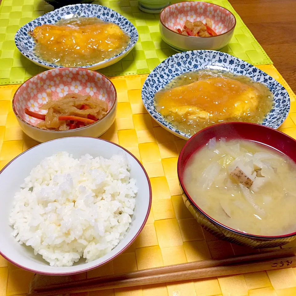 切り干し大根の炊いたん、おろし餡掛けオムレツ、蓮根と白菜のお味噌汁|舐め子さん