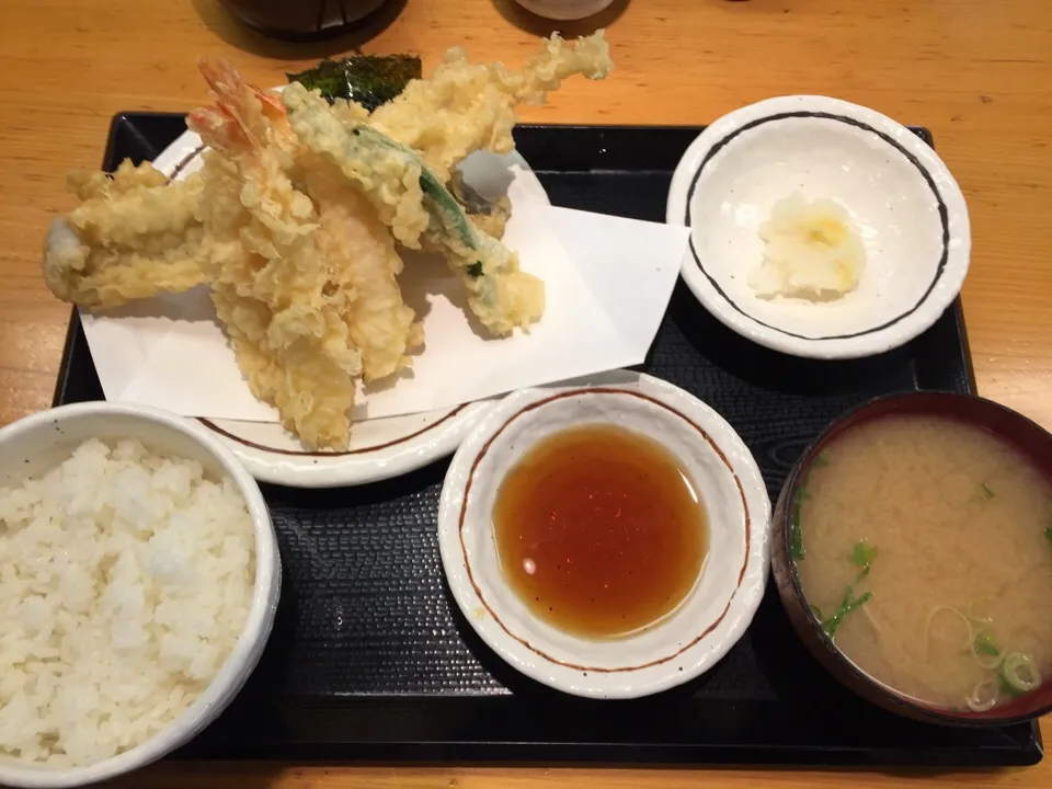 海鮮天ぷら定食|アクちゃんさん