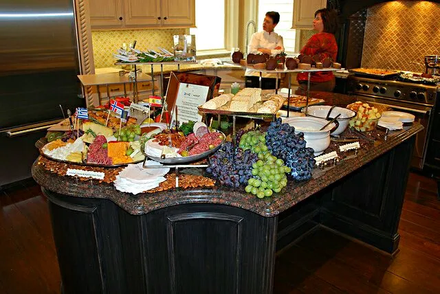 😊🍇🍢Foodie Friday🍇🍢😊 Feliciana Foodsters Meetup The Spread & The Caterers from Feliciana Cellars Winery 🍷 #Appetizer #Party #Side dish 😆|Alisha GodsglamGirl Matthewsさん