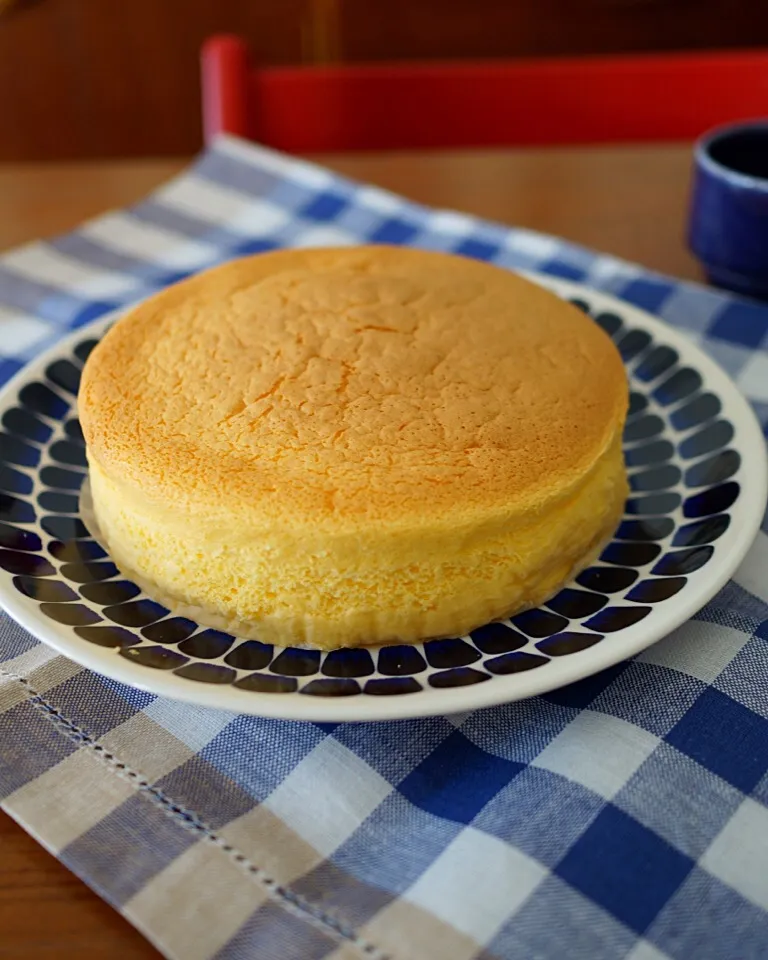 くららさんありがとう(^-^)/    くららさんの料理 材料3つで最強にしゅわしゅわのスフレチーズケーキ☆|キヨシュンさん