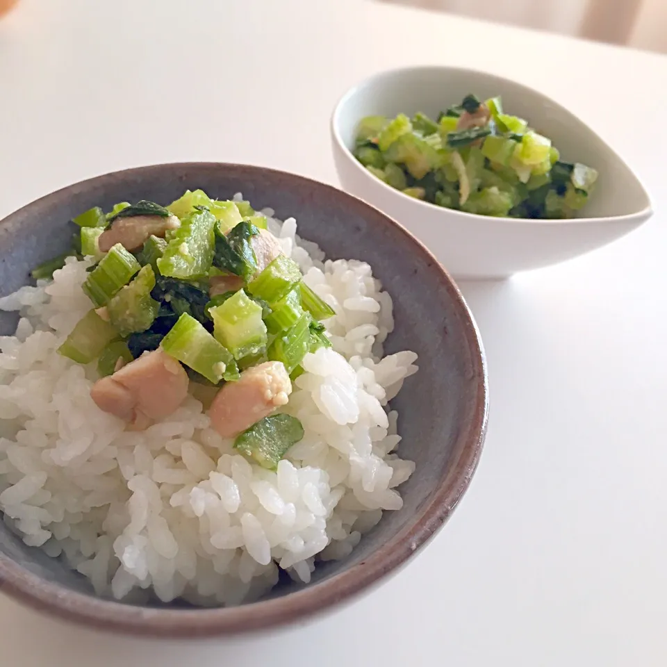 常備菜「鶏セロリ味噌」葉ごとモリモリ食べられます♪苦味、えぐ味無し！|ヨッチャンさん