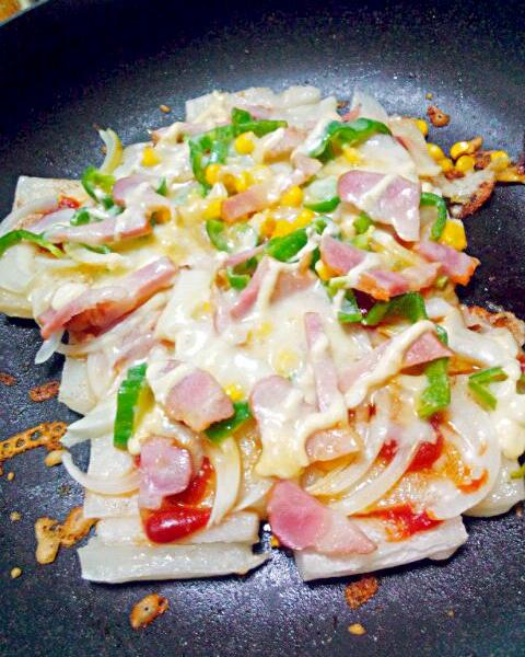 お箸が止まらない フライパンを使った餅ピザのレシピセレクト Snapdish スナップディッシュ