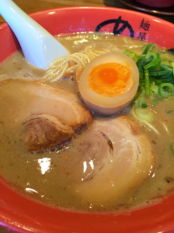 こく丸ラーメン|もにもにかさん