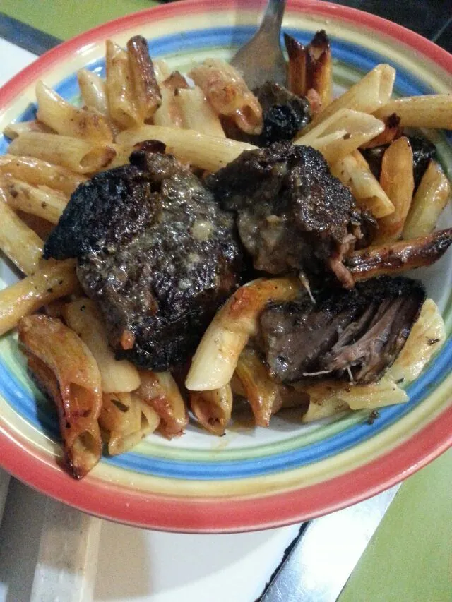 my Jack's midnight snack.  baked pasta with steak.|Polly Gelfusoさん