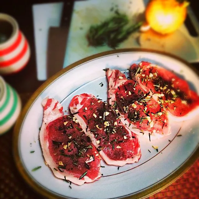 Pork chop with rosemary herbs , garlic , salt n pepper ready to cook|Babyluv Cabrera Ocampoさん