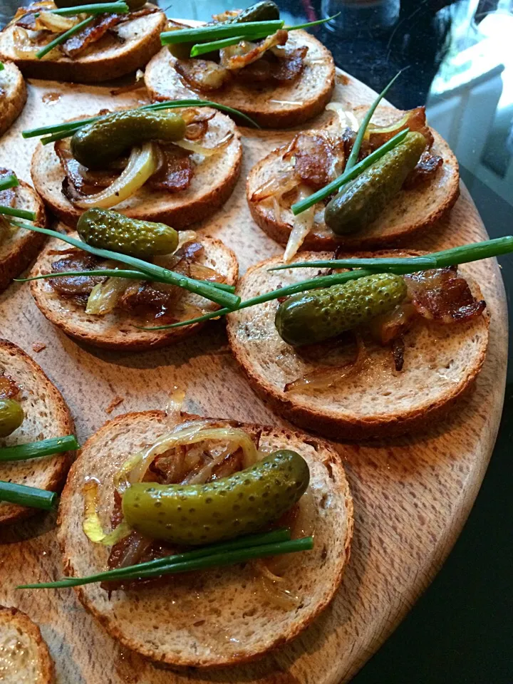 Fried Salo with bread;)|aястасияさん