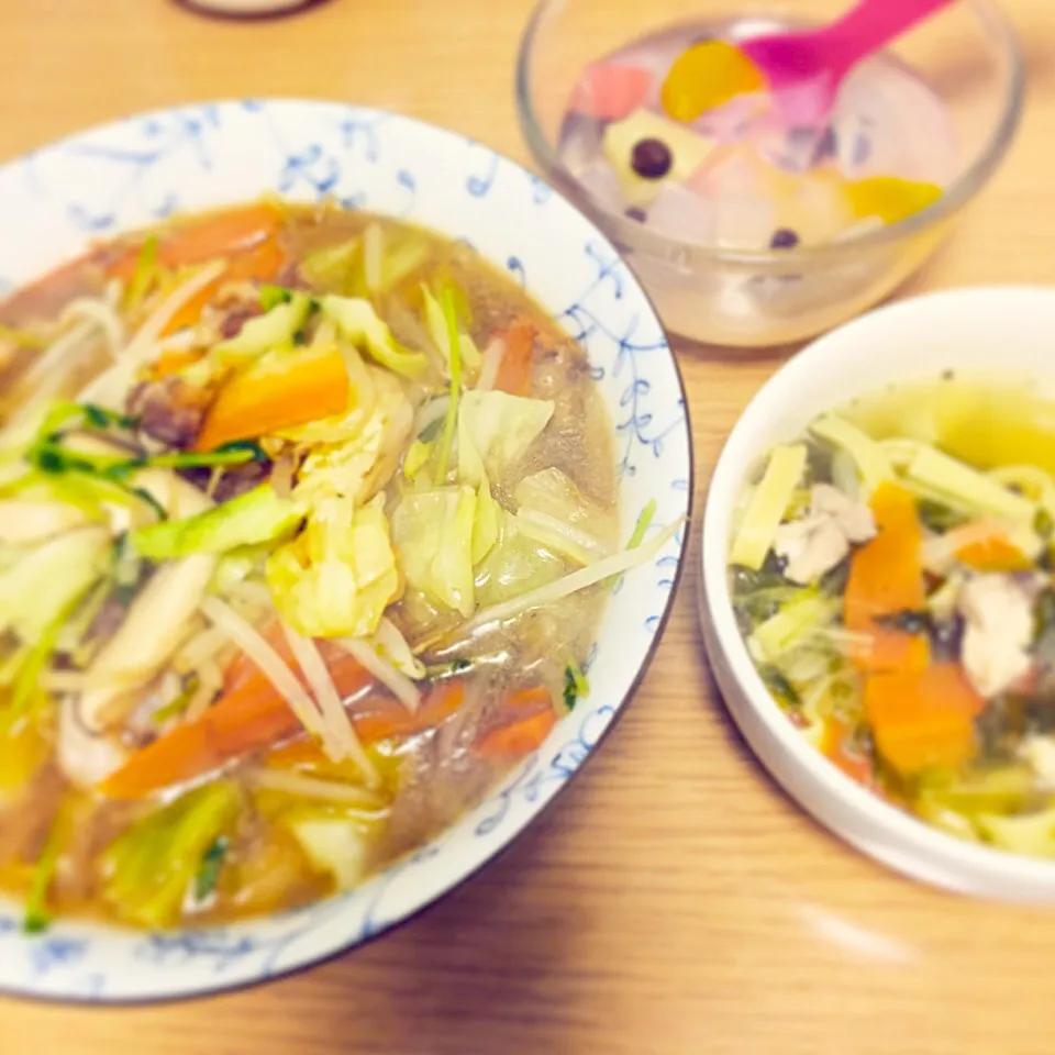 野菜たっぷりあんかけ麺、チキンヌードルスープ、あんみつ(*^^*)|Yokoさん