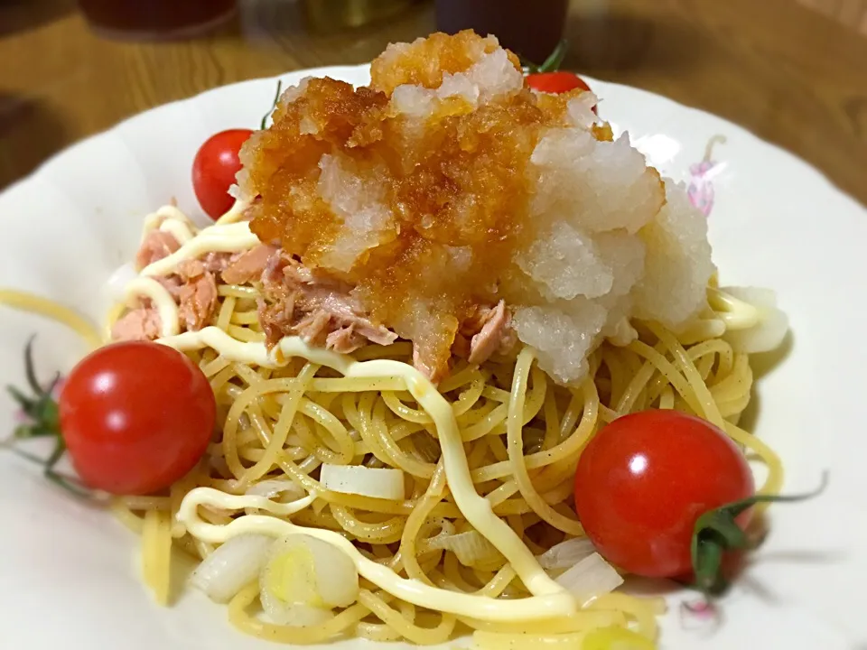 Snapdishの料理写真:ツナおろしパスタ|Hiroko Suzukiさん