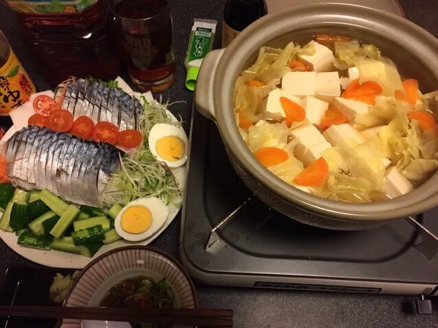 湯豆腐、香る〆サバ、ゆで卵、塩もみキュウリの胡麻油和え、ミニトマト🍅❗️꒰#'ω`#꒱੭✨|サソリさん