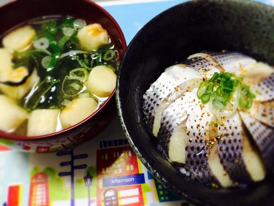 締めコハダ丼＆お麩のお味噌汁|ちょきさん