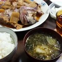 Snapdishの料理写真:鯛のあら煮、白菜とあおさのお味噌汁、聖護院大根のお漬物～♪|三宅章人  Akihito Miyakeさん