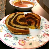 #Grilledcheese and #tomatosoup|Kara Wallさん